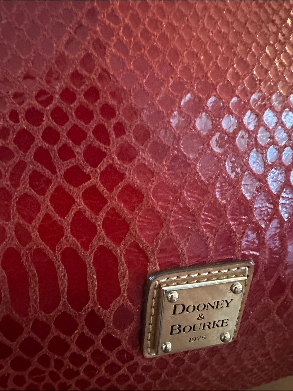 Dooney & Bourke Red & Tan Embossed Leather Shoulder Bag w/keychain - Picture 14 of 16